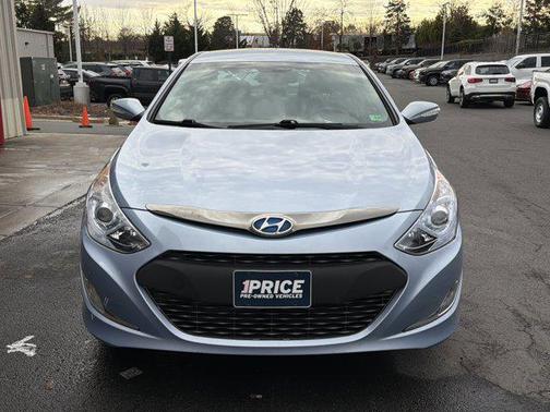 2015 Hyundai SONATA Hybrid Base