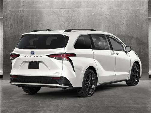 2025 Toyota Sienna XSE 7 Passenger