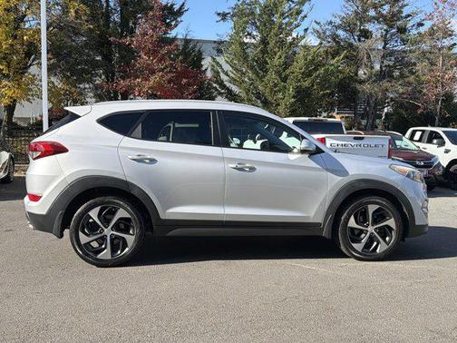 2016 Hyundai TUCSON Sport