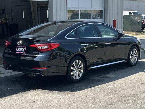 2017 Hyundai SONATA Sport