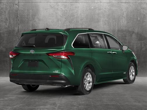 2025 Toyota Sienna XLE 7 Passenger