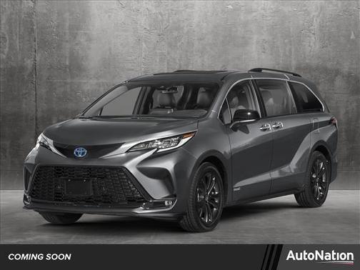 2025 Toyota Sienna XSE 7 Passenger