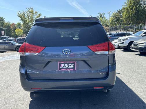 2014 Toyota Sienna XLE