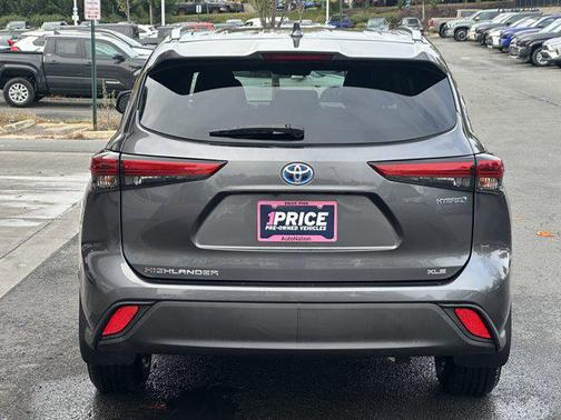 2021 Toyota Highlander Hybrid XLE
