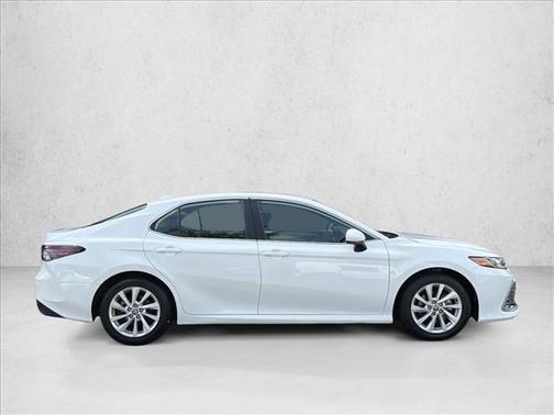 Ice Cap 2024 Toyota Camry LE