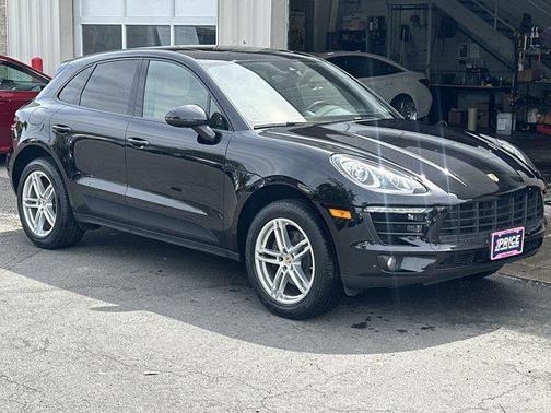 2018 Porsche Macan Base