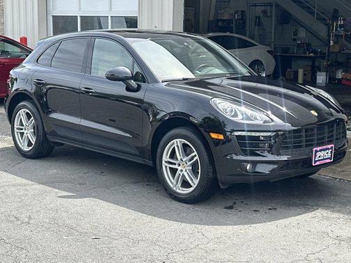 2018 Porsche Macan Base