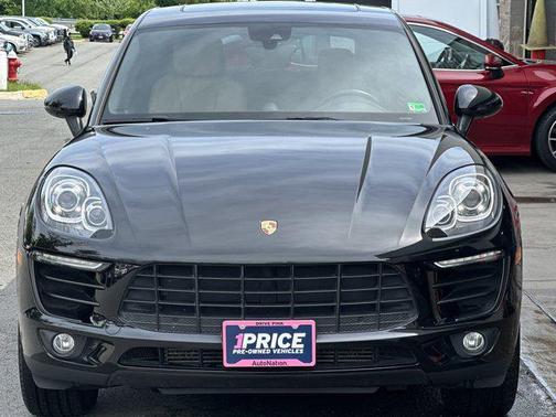 2018 Porsche Macan Base
