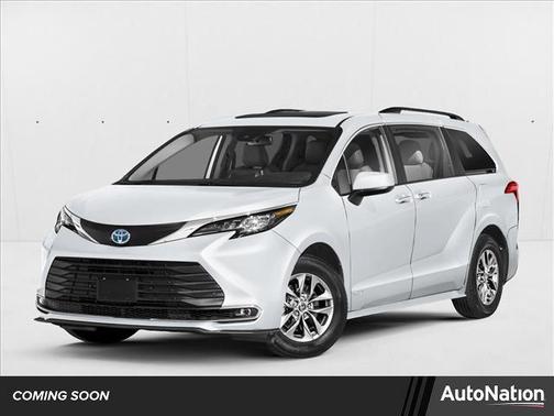2025 Toyota Sienna XLE 7 Passenger