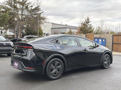 2023 Toyota Prius LE