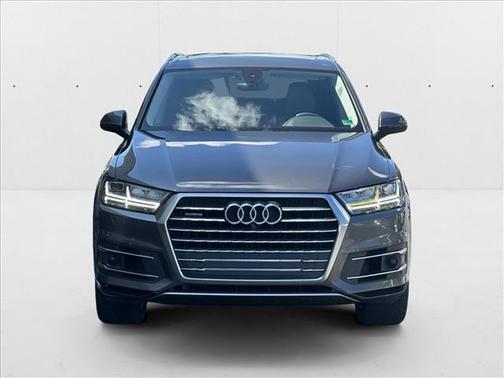 2019 Audi Q7 55 Premium Plus