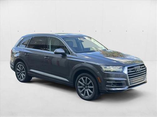 2019 Audi Q7 55 Premium Plus