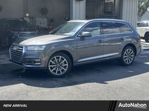 2019 Audi Q7 55 Premium Plus