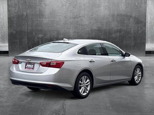 2017 Chevrolet Malibu 1LT