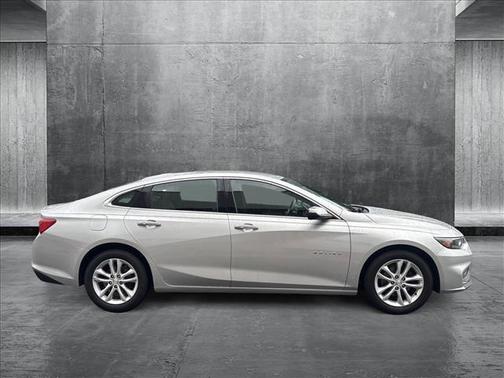 2017 Chevrolet Malibu 1LT