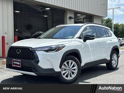 2025 Toyota Corolla Cross LE