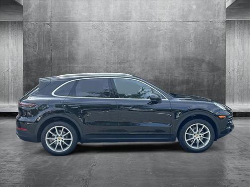 2019 Porsche Cayenne Base