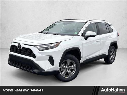 2025 Toyota RAV4 XLE