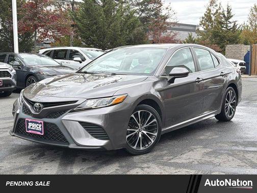 2019 Toyota Camry SE