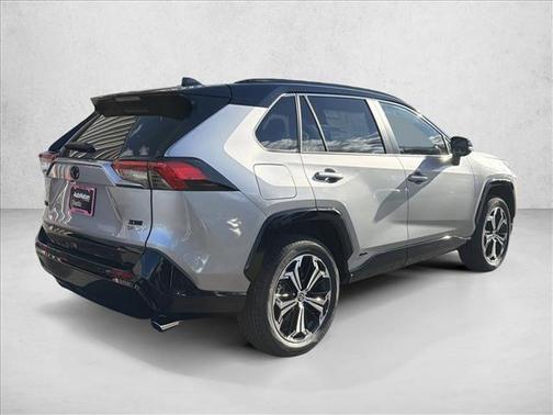2025 Toyota RAV4 Hybrid SE