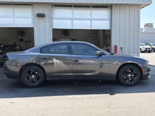 Granite Pearlcoat 2019 Dodge Charger SXT
