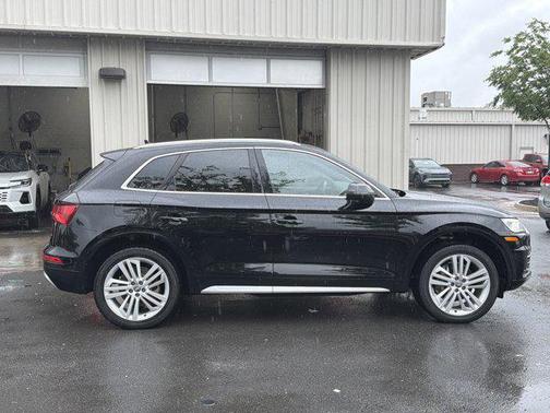 Brilliant Black 2020 Audi Q5 45 Premium Plus