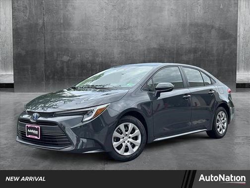 2025 Toyota Corolla Hybrid LE