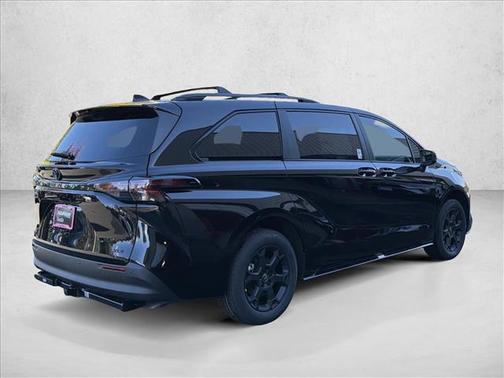 2025 Toyota Sienna Woodland Edition