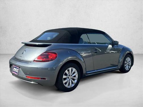 2018 Volkswagen Beetle 2.0T S