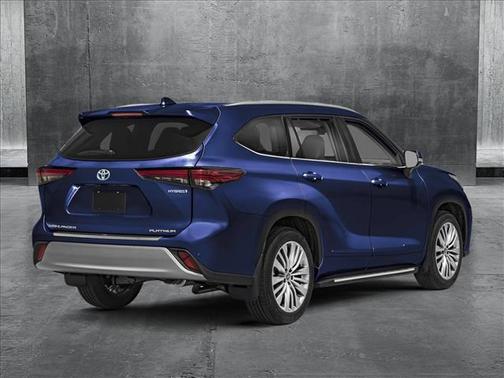 2025 Toyota Highlander Hybrid Platinum