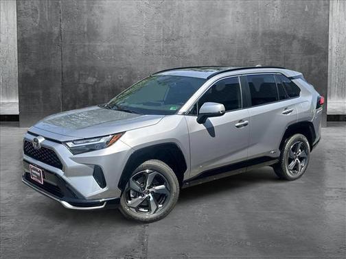 2025 Toyota RAV4 Hybrid SE