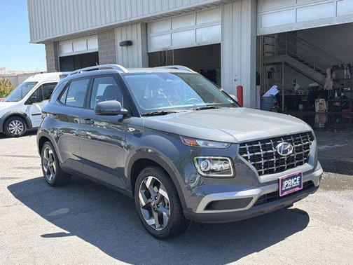 Ecotronic Gray 2024 Hyundai VENUE SEL