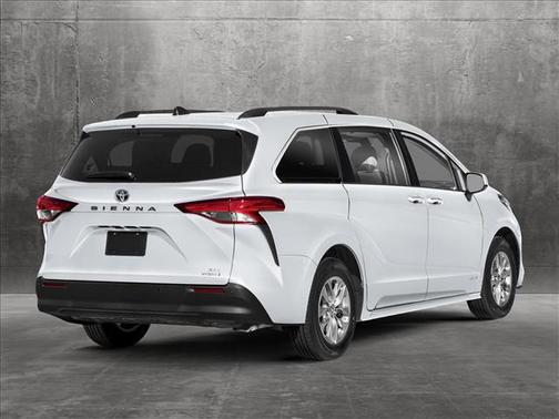 2025 Toyota Sienna XLE 7 Passenger