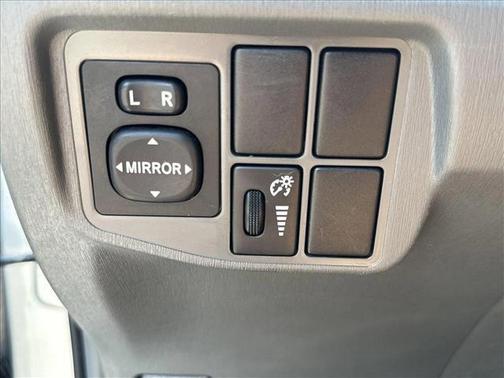 2010 Toyota Prius IV
