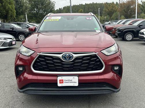 2022 Toyota Highlander Hybrid XLE