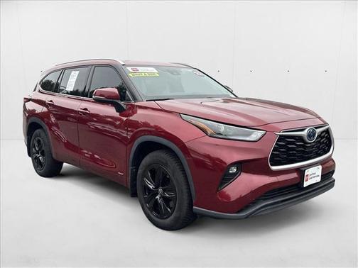 2022 Toyota Highlander Hybrid XLE