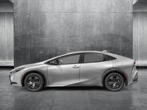 2025 Toyota Prius XLE