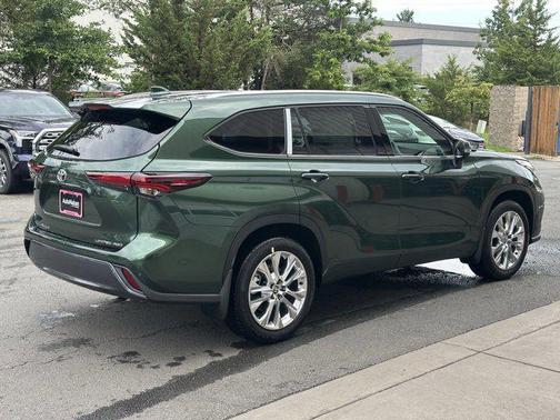 2025 Toyota Highlander Limited