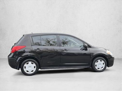 2012 Nissan Versa 1.8 S