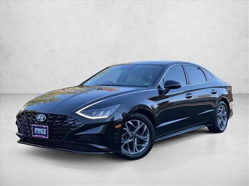 2022 Hyundai SONATA SEL