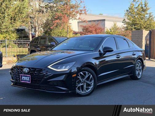 2022 Hyundai SONATA SEL