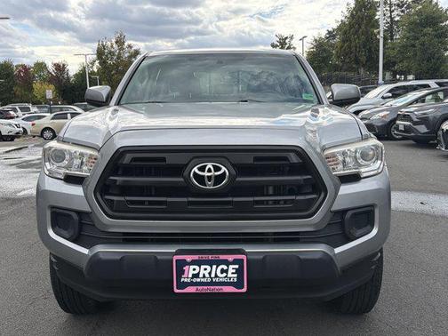 2016 Toyota Tacoma SR