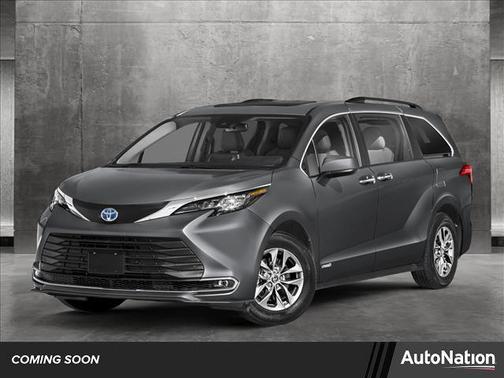 2025 Toyota Sienna XLE 7 Passenger