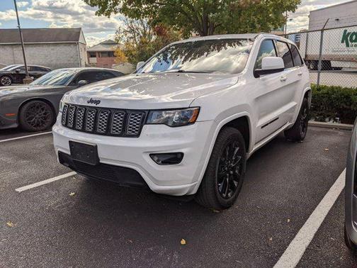 2018 Jeep Grand Cherokee Altitude