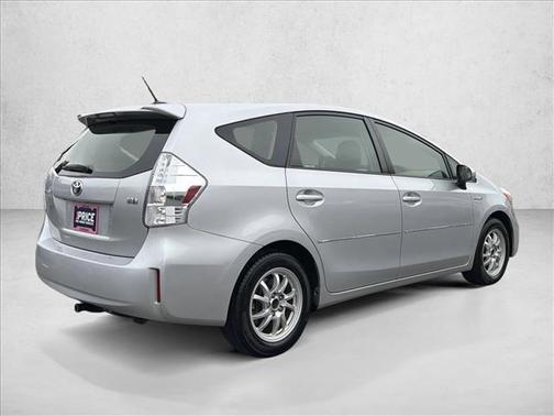 2013 Toyota Prius v Three