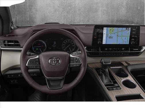 2025 Toyota Sienna Platinum 7 Passenger