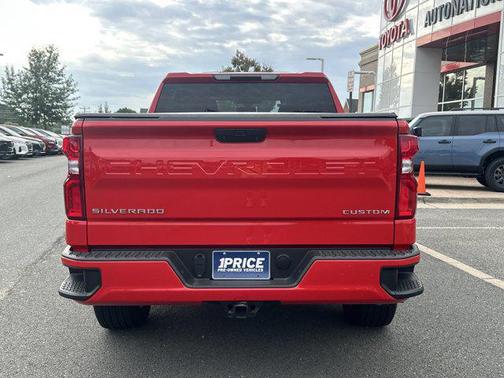 2022 Chevrolet Silverado 1500 Custom
