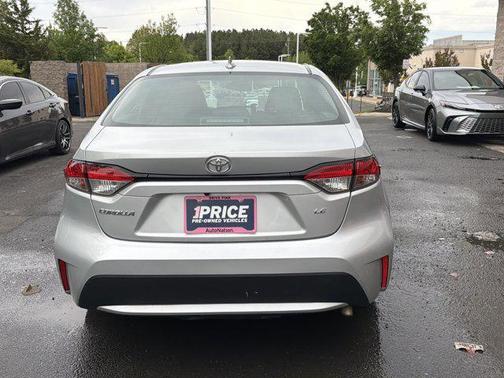 Classic Silver Metallic 2020 Toyota Corolla LE