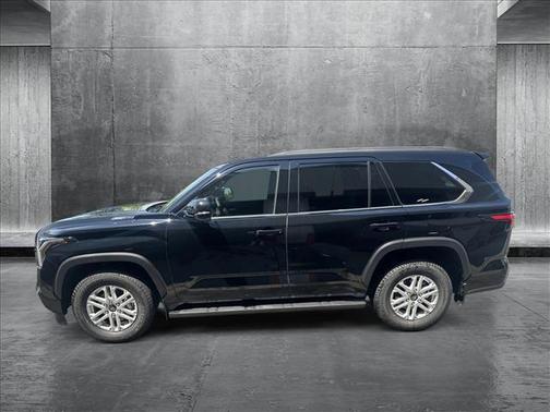 2025 Toyota Sequoia SR5