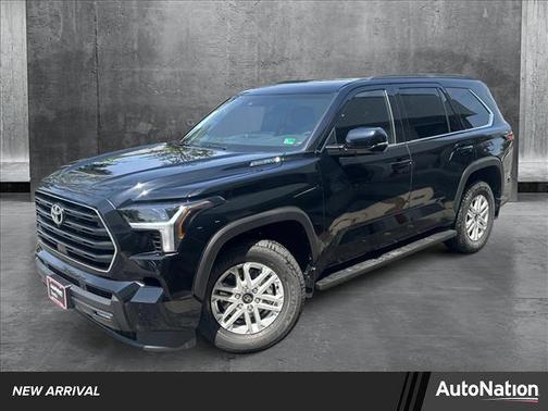 2025 Toyota Sequoia SR5